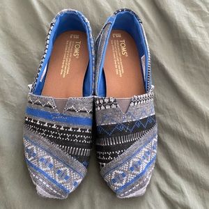 Toms shoes